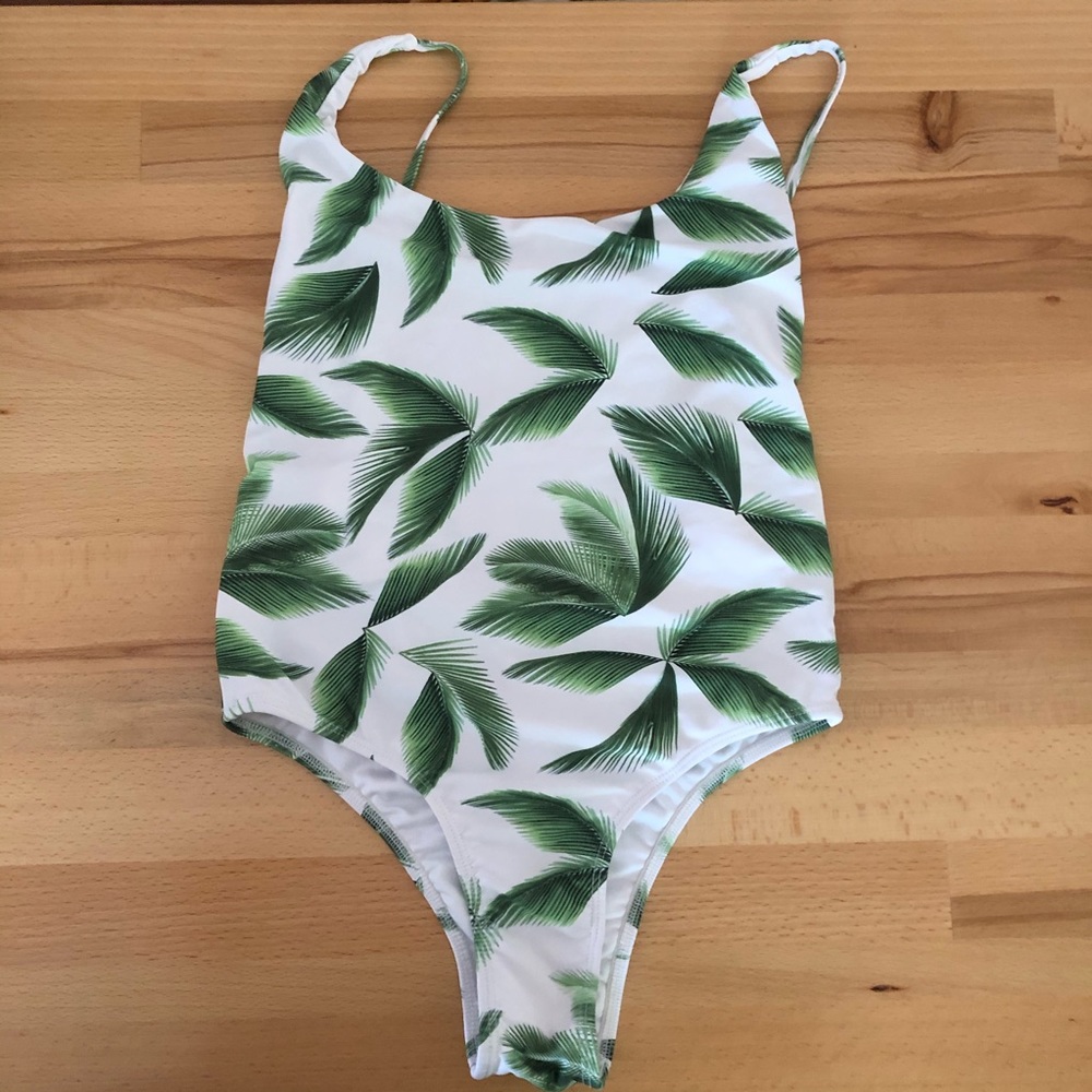 Cantik one piece swimsuit.